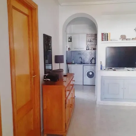 Close To The Beach Apartment *