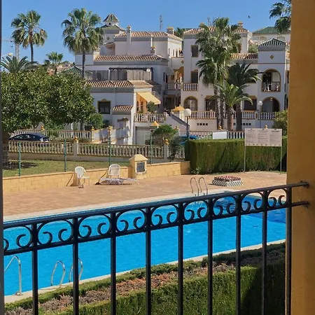 Close To The Beach Апартаменты *