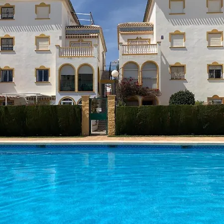 Апартаменты Close To The Beach Торевьиа